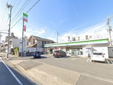 ファミリーマート城西病院前店