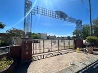:豊田市立根川小学校：キャリア教育の一環として、地域の方々などからお仕事について講話をしていただいたり、読み聞かせの授業などがあります。