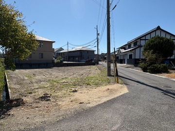 前面道路含む現地写真:2026.10 前面道路含む現地写真